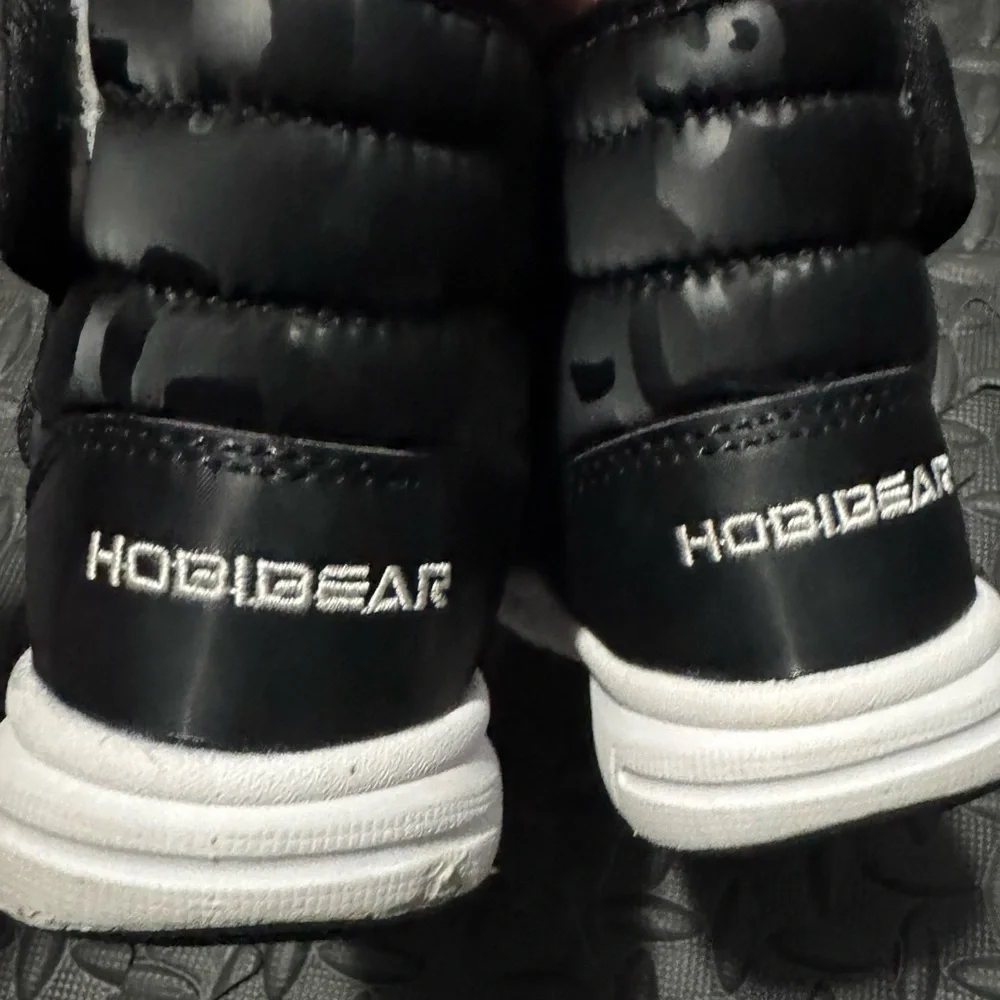 Toddler Cozy Black with White Fleece-Lined Water Proof, Slip Resistant Boots ❄️